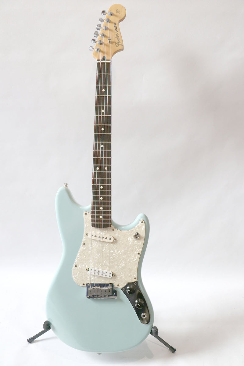 Fender Cyclone USA 2001 – The Guitar Colonel