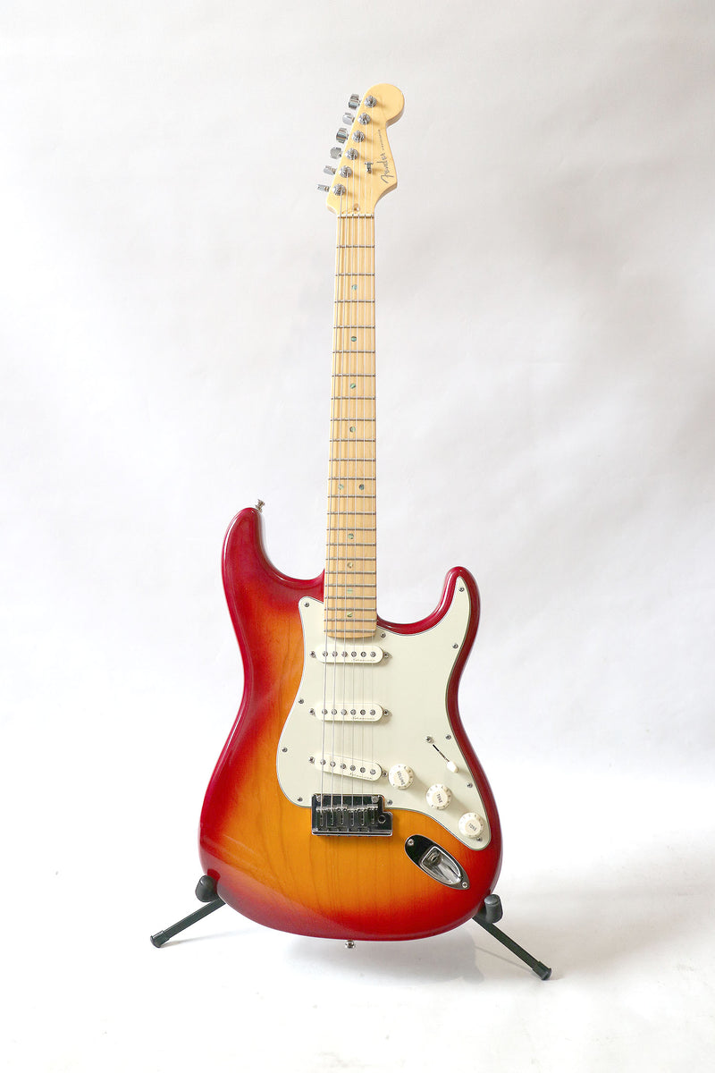 ギター Fender Stratocaster American deluxe Fender American Deluxe Stratocaster 2002 – The Guitar Colonel