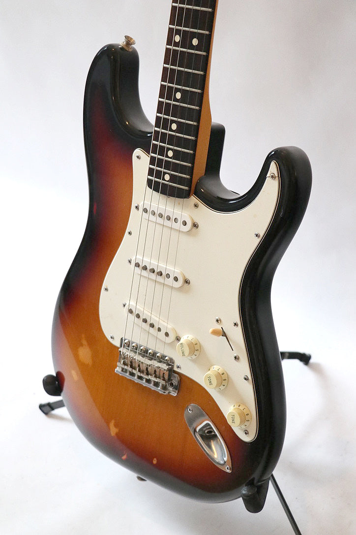 fenderstrat62usa1987V029442_04