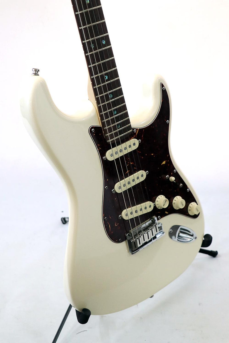 Fender Stratocaster Deluxe 2006 60th Anniversary – The Guitar Colonel