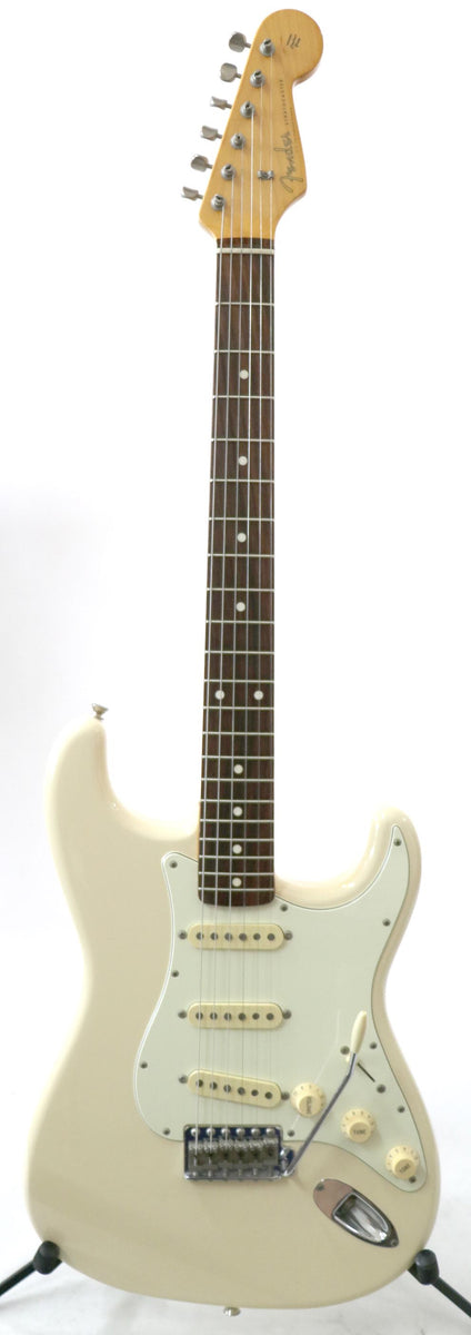 Fender USA Stratocaster エレキギター クリーム Fender USA Stratocaster エレキギター クリーム Fender USA