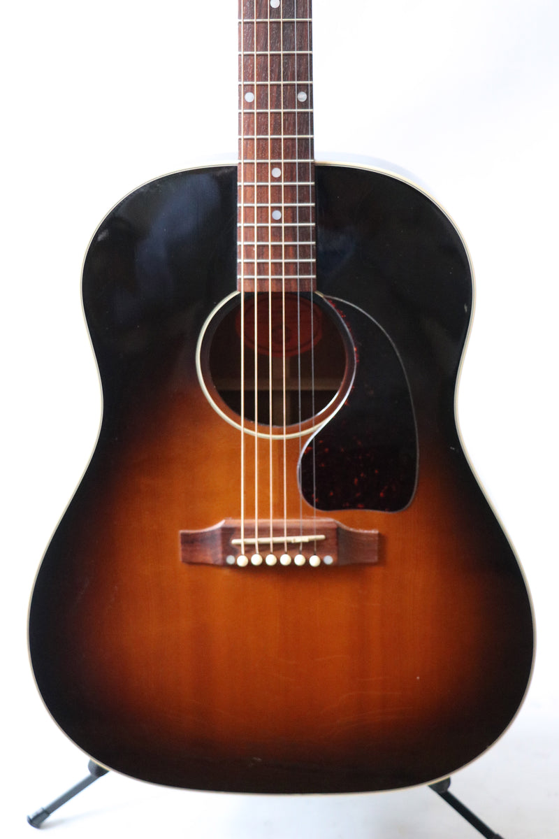 Gibson J45 year 2000 – The Guitar Colonel