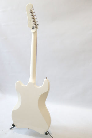 Guild Jetstar- Vintage White w/ Deluxe Gigbag