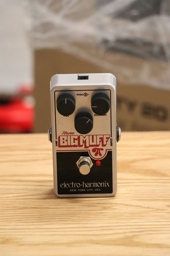 nano big muff pedal Electro Harmonix Nano Big Muff Pi Distortion / Fuzz / Overdrive Pedal – The  Guitar Colonel