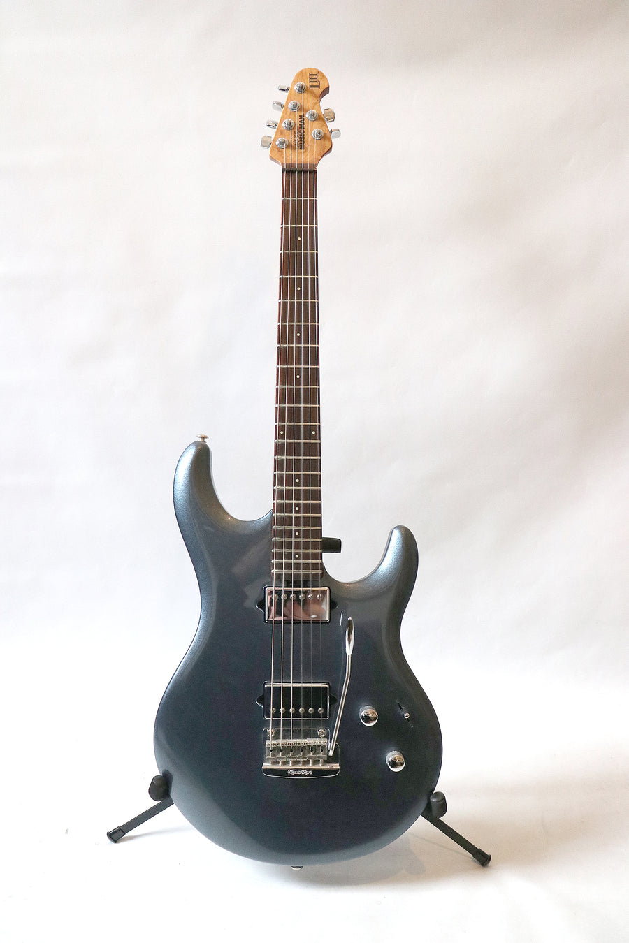 Ernie Ball Music Man Luke 3 HH Rosewood Fingerboard