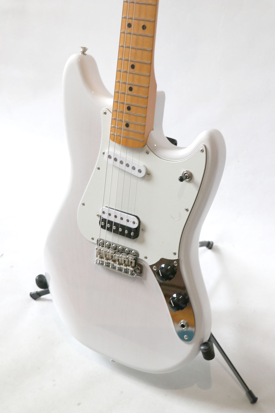 Fender Made in Japan Limited Cyclone 2024