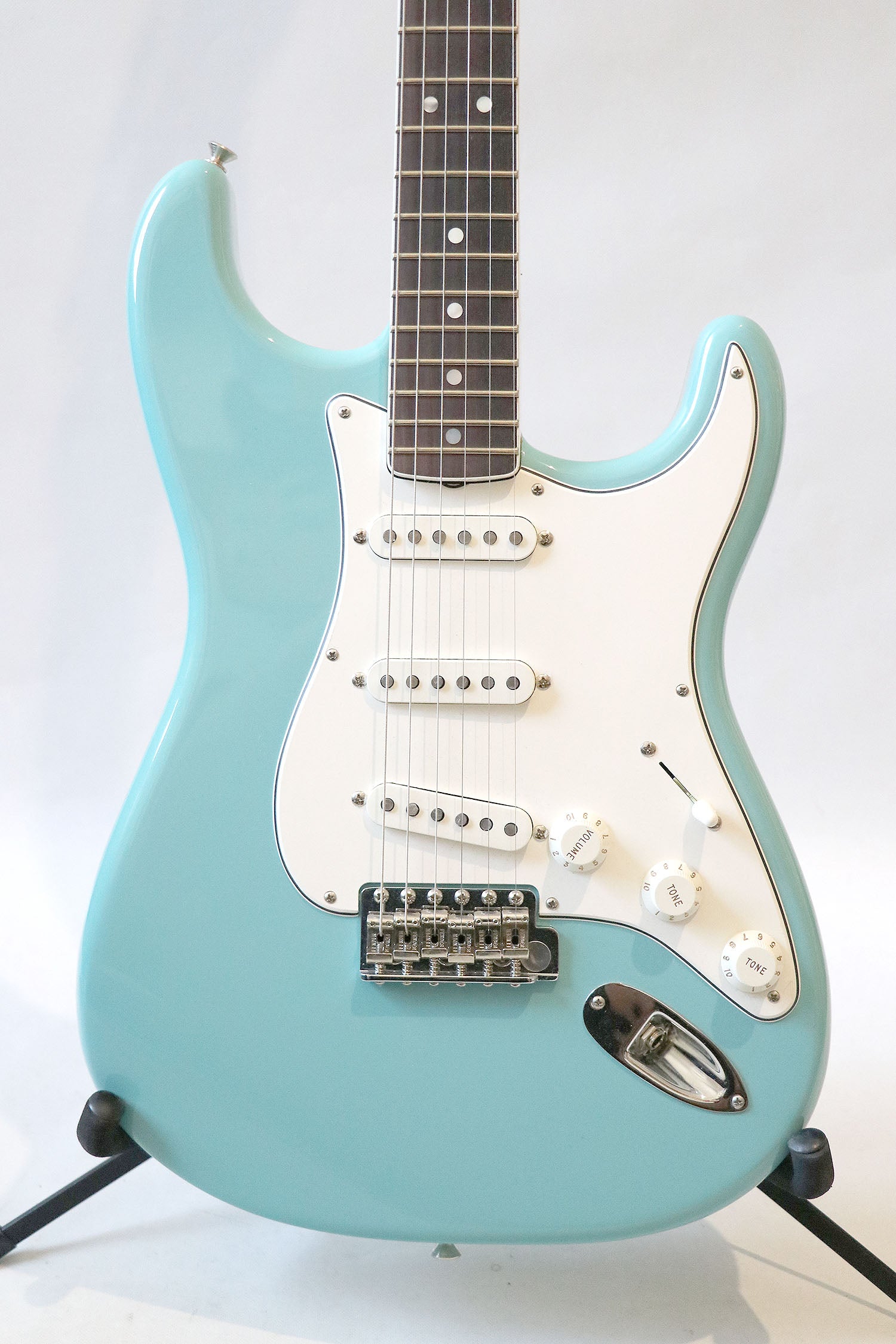 Fender Eric Johnson Stratocaster RW Tropical Turquoise – The