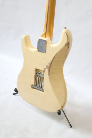 Fender Eric Johnson Thinline Stratocaster