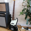 Load image into Gallery viewer, Fender Jazz Bass Classic 60s Made in Japan - year 2016
