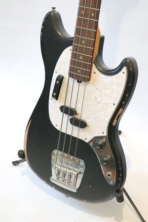 Fender JMJ (Justin Meldal-Johnsen) Mustang Bass