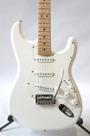 Fender Player Stratocaster - Polar White 2018