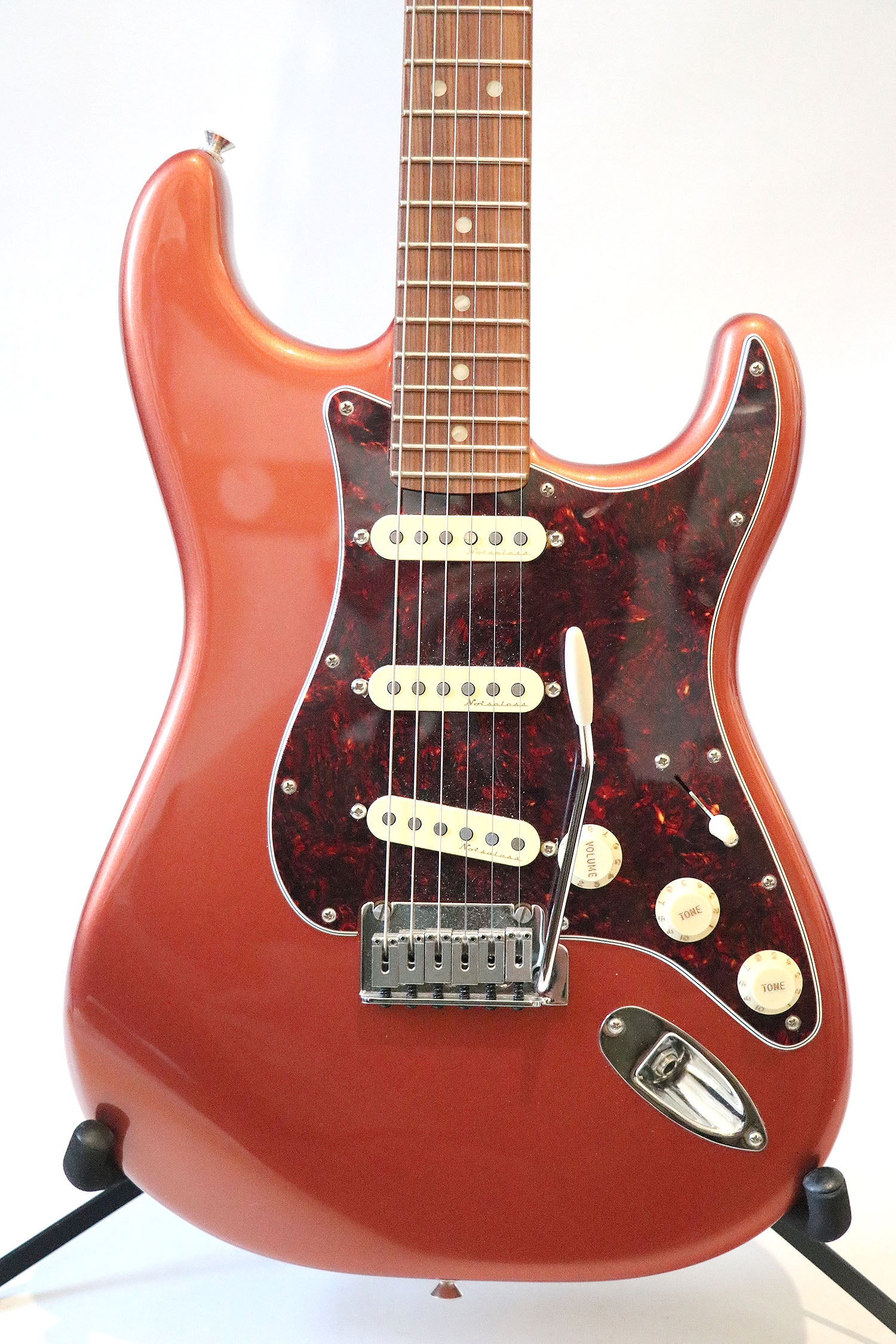Fenderr Player Plus Stratocaster 2022 – The Guitar Colonel