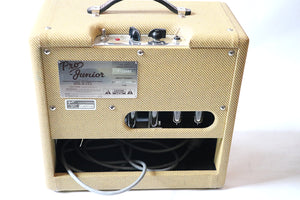 Fender Pro Junior 15-Watt 1x10" Guitar Combo