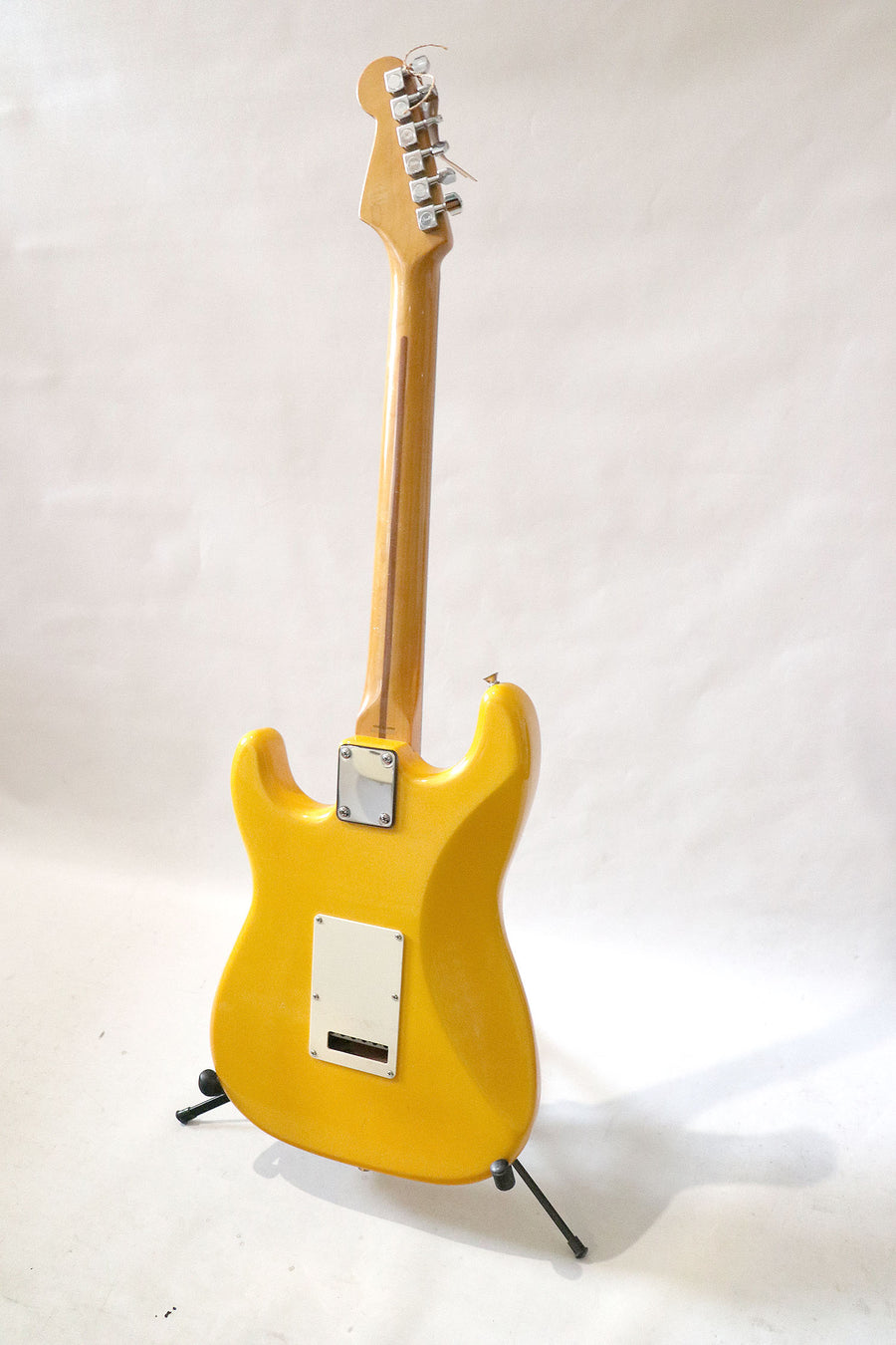 Fender Japan Stratocaster ST-700 SPL Rebel Yellow