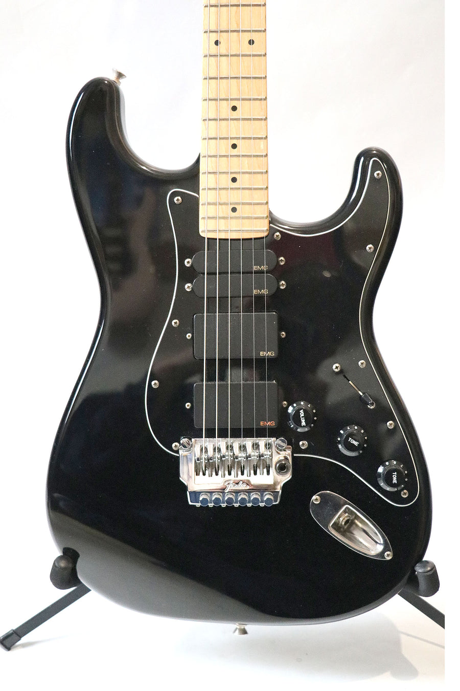 Fender Boxer Series ST557 Made in Japan - year 1985