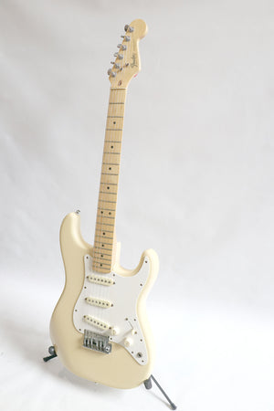 Fender Stratocaster Standard 1983