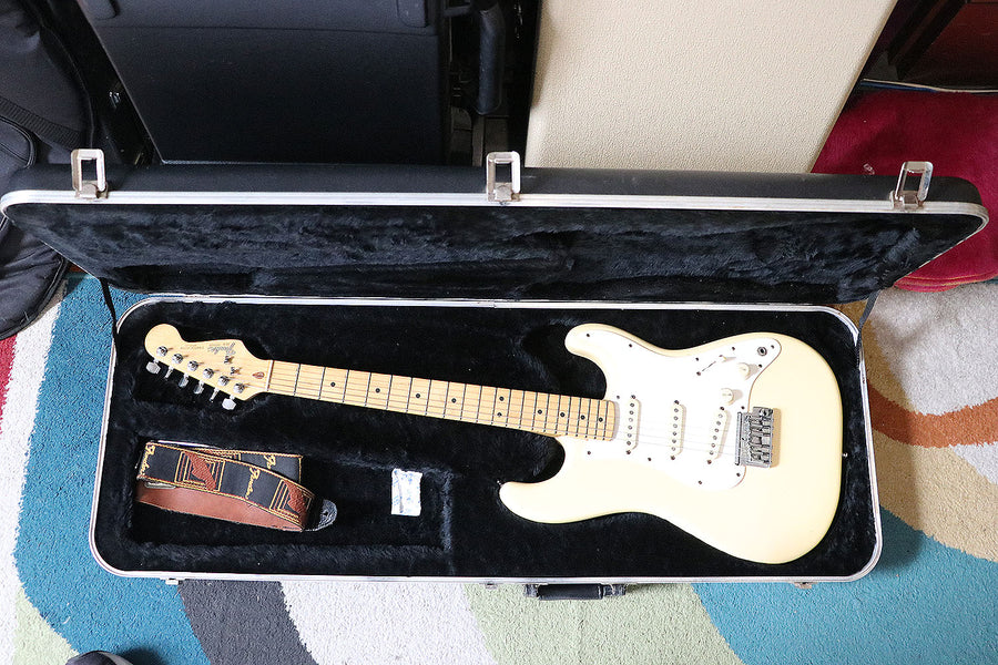 Fender Stratocaster Standard 1983