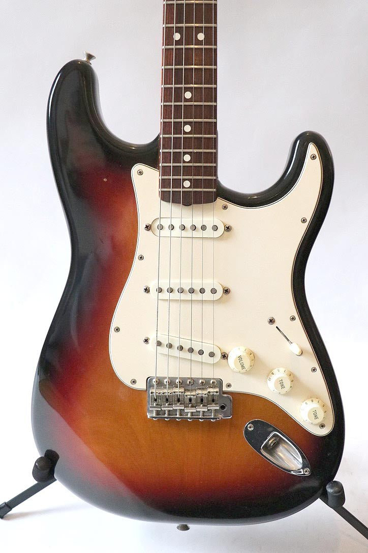 FENDER STRATOCASTER AMERICAN VINTAGE 1962 REISSUE Late 1980s