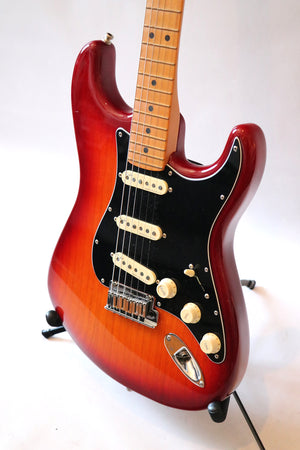 Fender Stratocaster Ultra Deluxe 2021