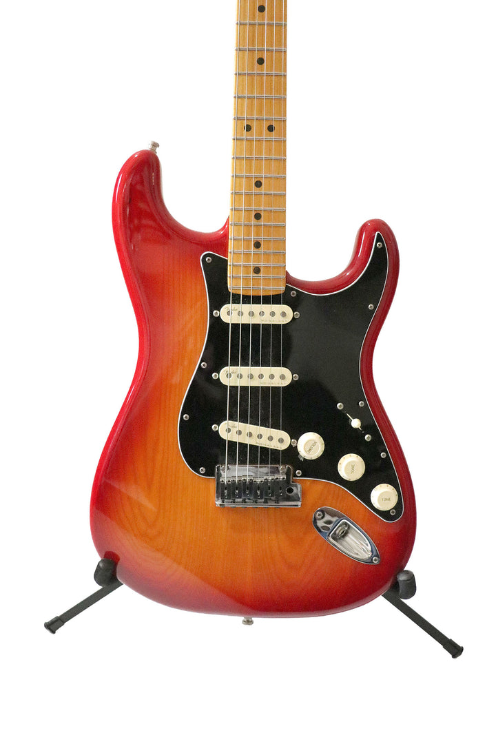 Fender American Ultra Luxe Stratocaster year 2023