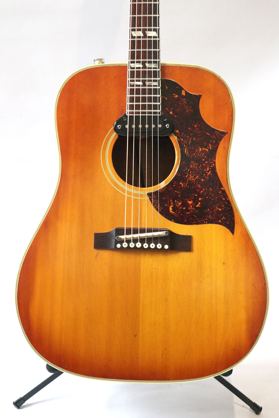 Gibson SJN / Country Western Acoustic/Electric - year 1969