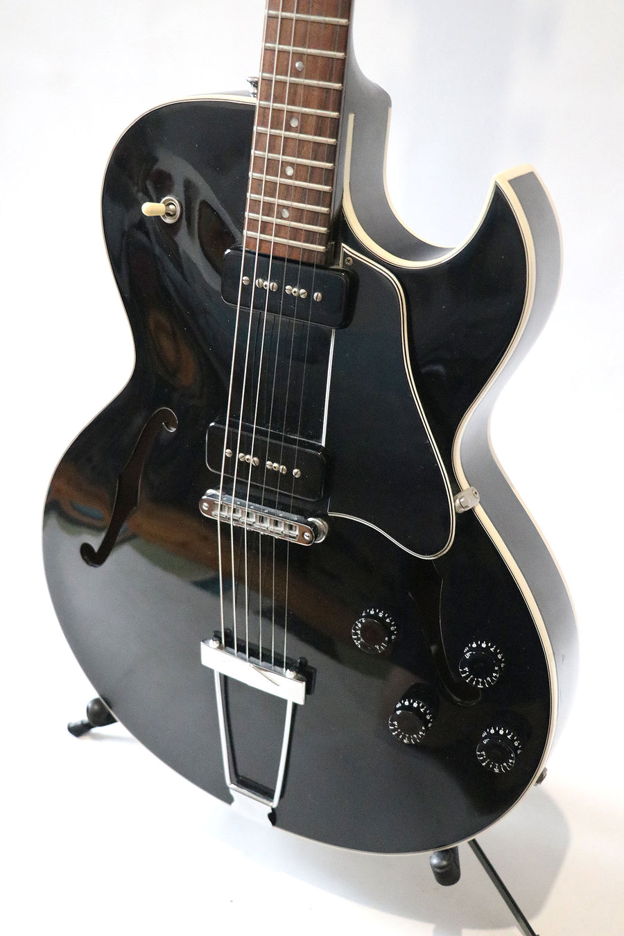 Gibson ES-135 Ebony 1995