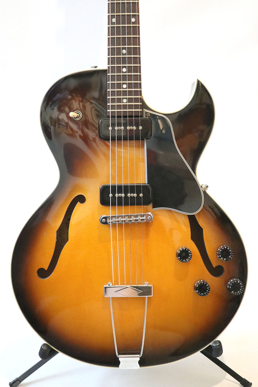 Gibson ES-135 Sunburst 2001