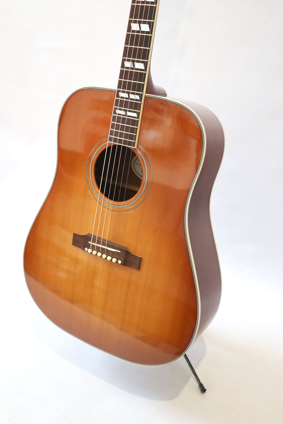 Gibson Hummingbird Acoustic with pickup - year 2007