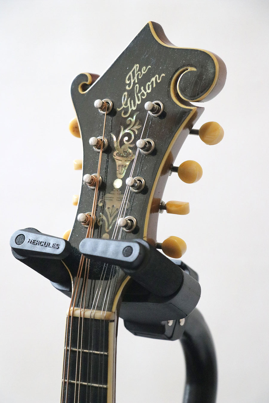 Gibson F4 Mandolin - Year 1920