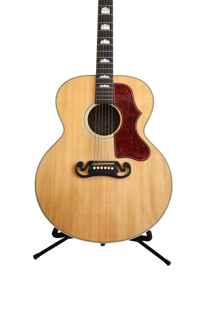 Gibson SJ 200 Studio year 2011