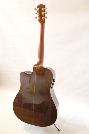 Gibson Songwriter Deluxe - year 2004
