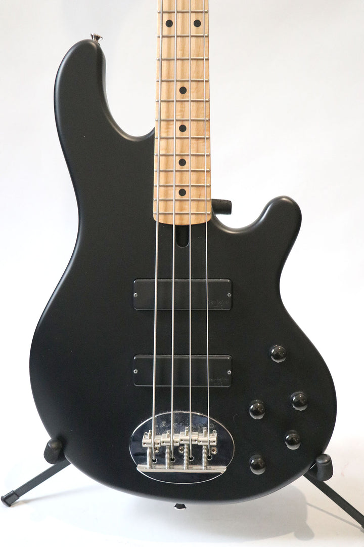 Lakland Skyline 44 01 Bass 4 String Black Gloss