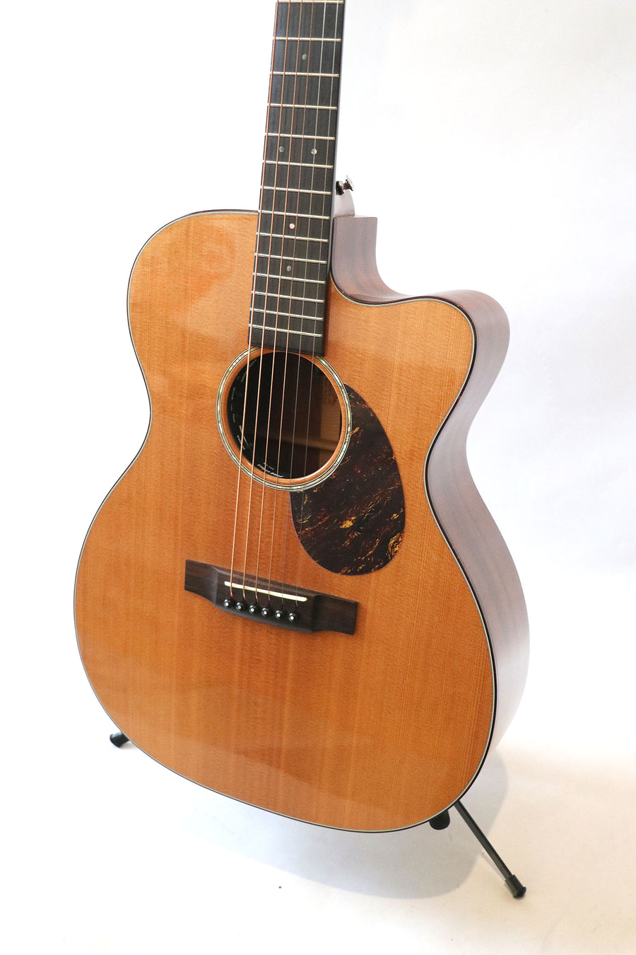 Martin OMC-16E koa 2006