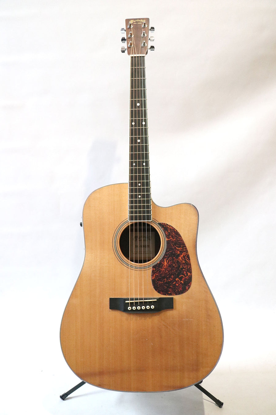 Martin DC-16RGTE Aura Acoustic Electric