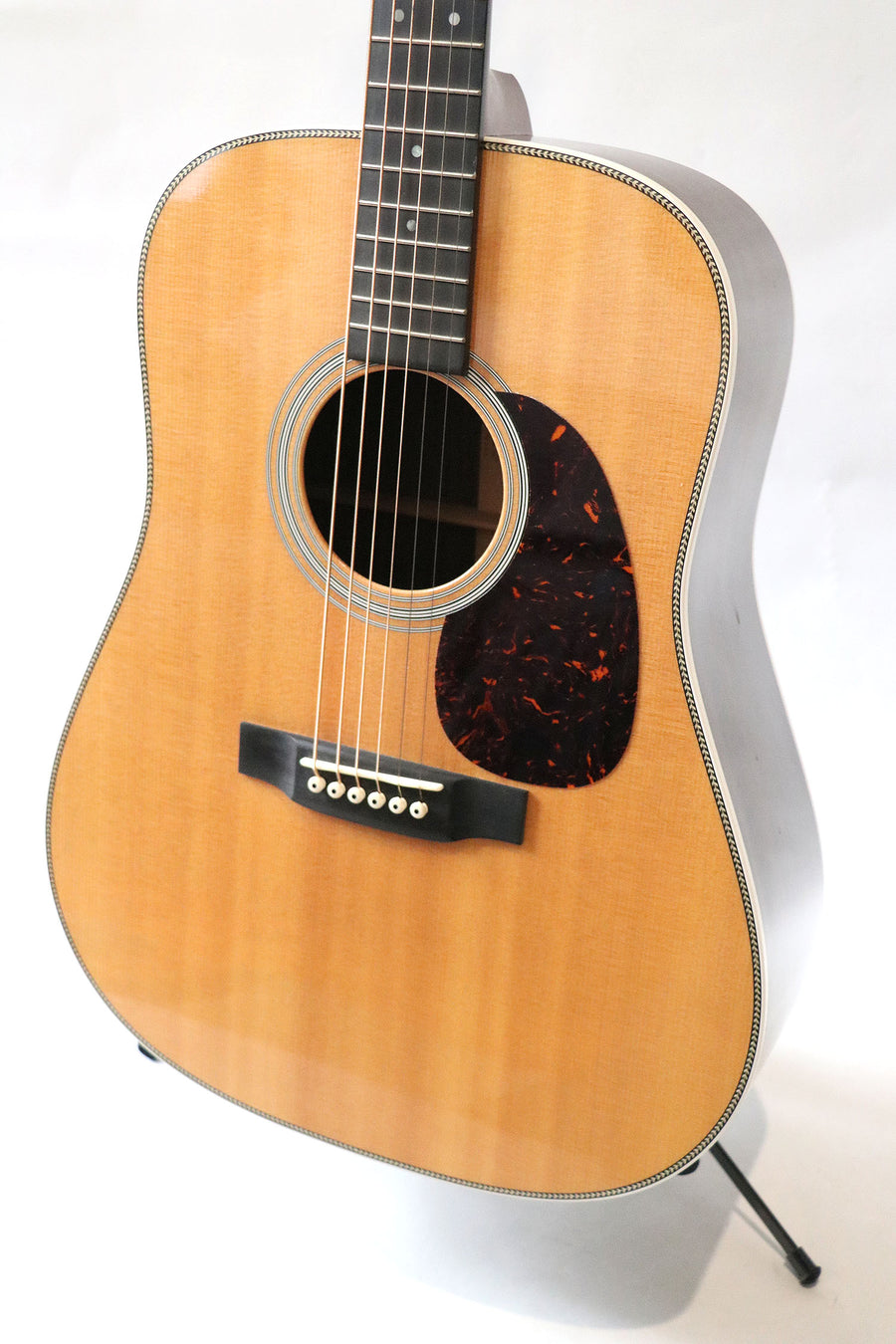 Martin Standard Series HD-28 - year 2014