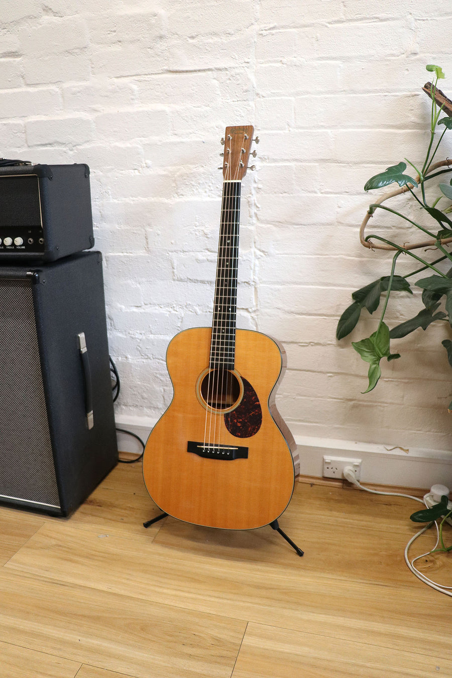 Martin Vintage Series OM-18V - year 2003 – The Guitar Colonel