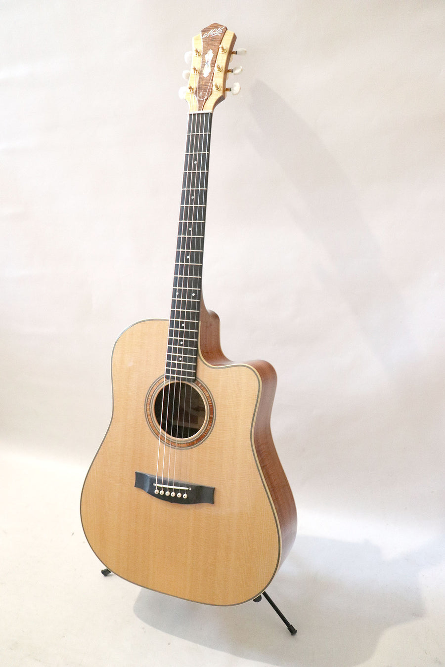 Maton Custom Shop W.A.May Acoustic