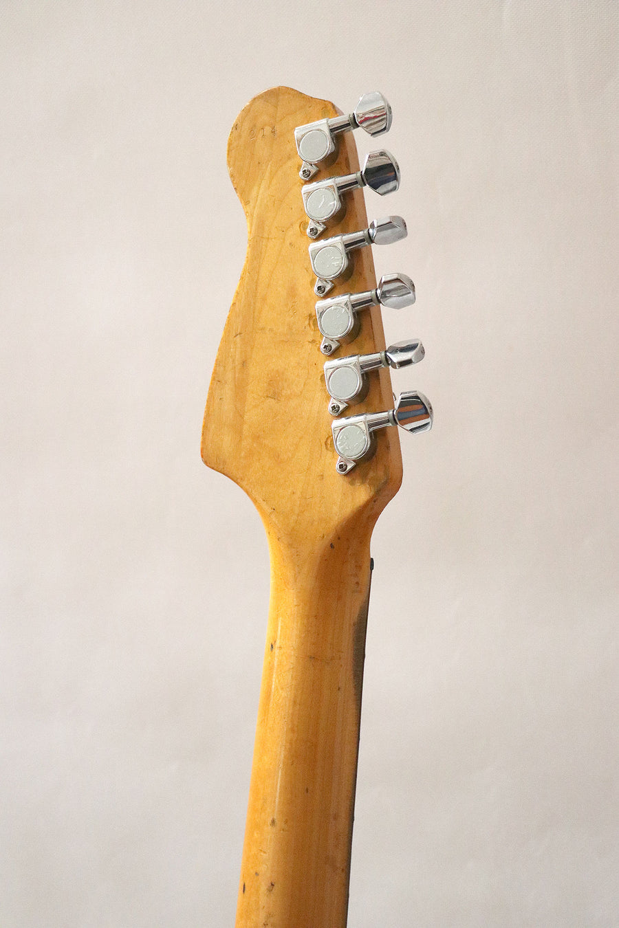 Maton G250 - years 1971-1973