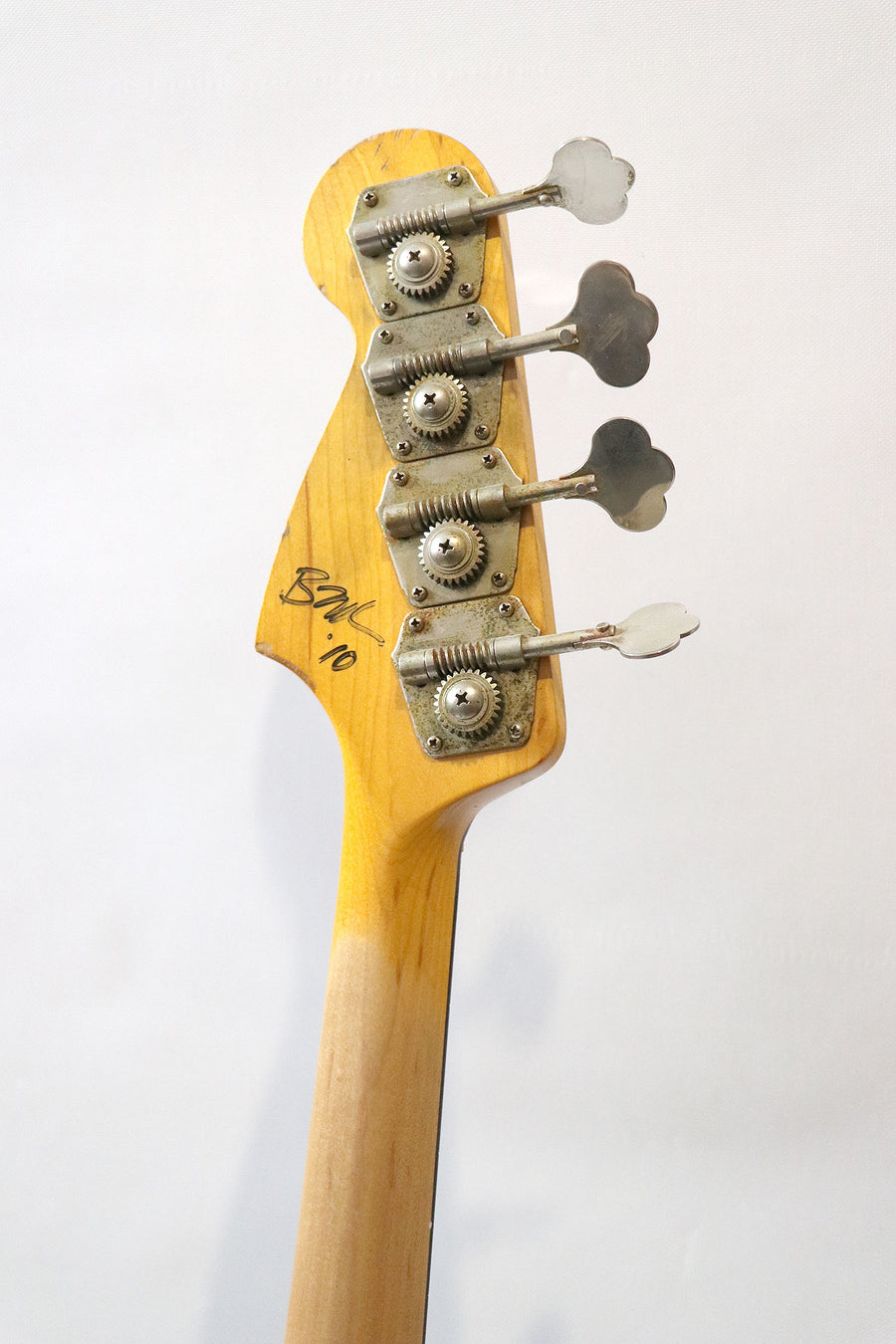 Nash Jazz Bass JB63 with Lindy Fralin pickups - year 2010