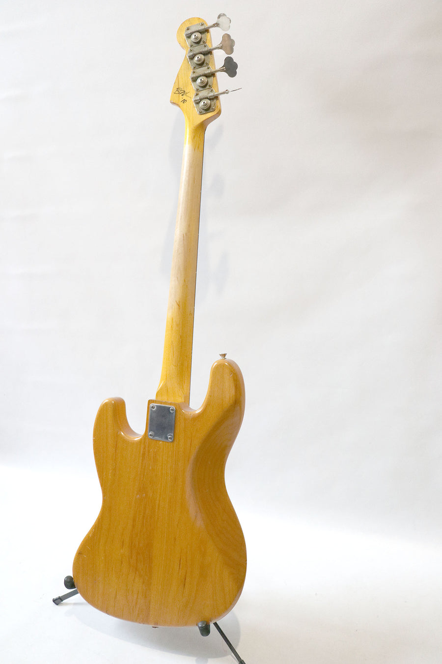 Nash Jazz Bass JB63 with Lindy Fralin pickups - year 2010