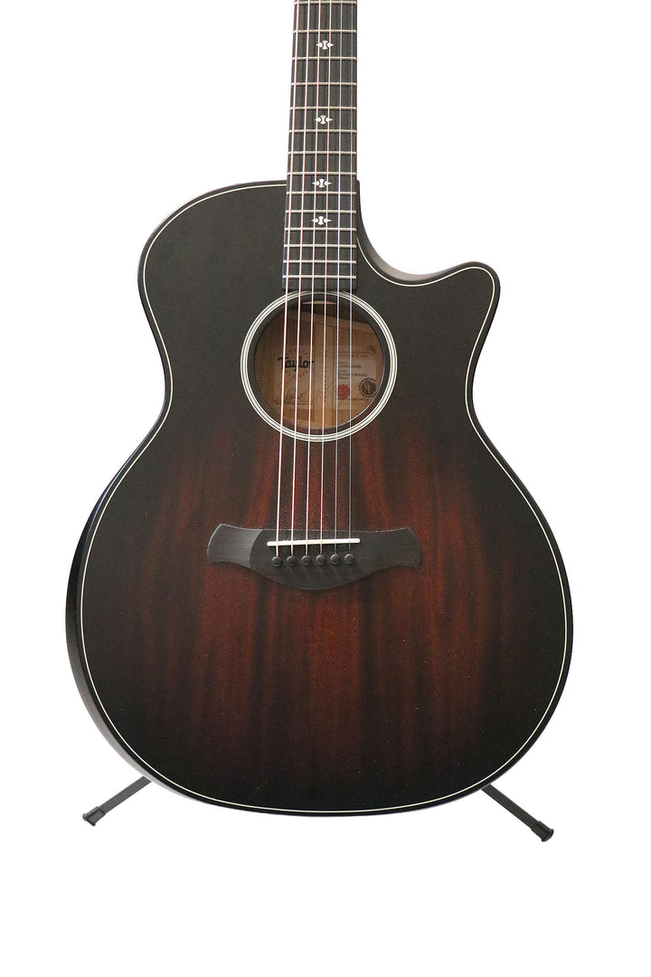 Taylor Builder s Edition 324ce Acoustic Electric year 2024