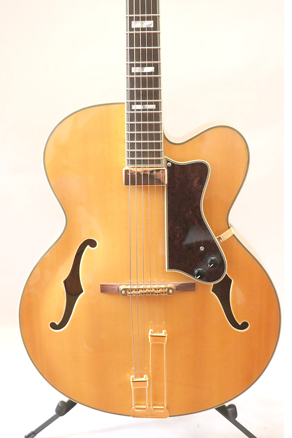 Epiphone Emperor Regent – The Guitar Colonel