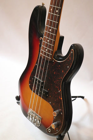 Fender P Bass 62 Reissue Japan