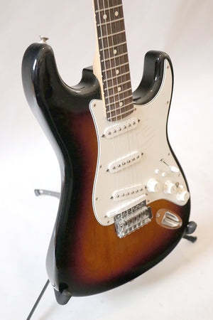 Fender Stratocaster G-5 VG Roland 2012 + Roland GR-55