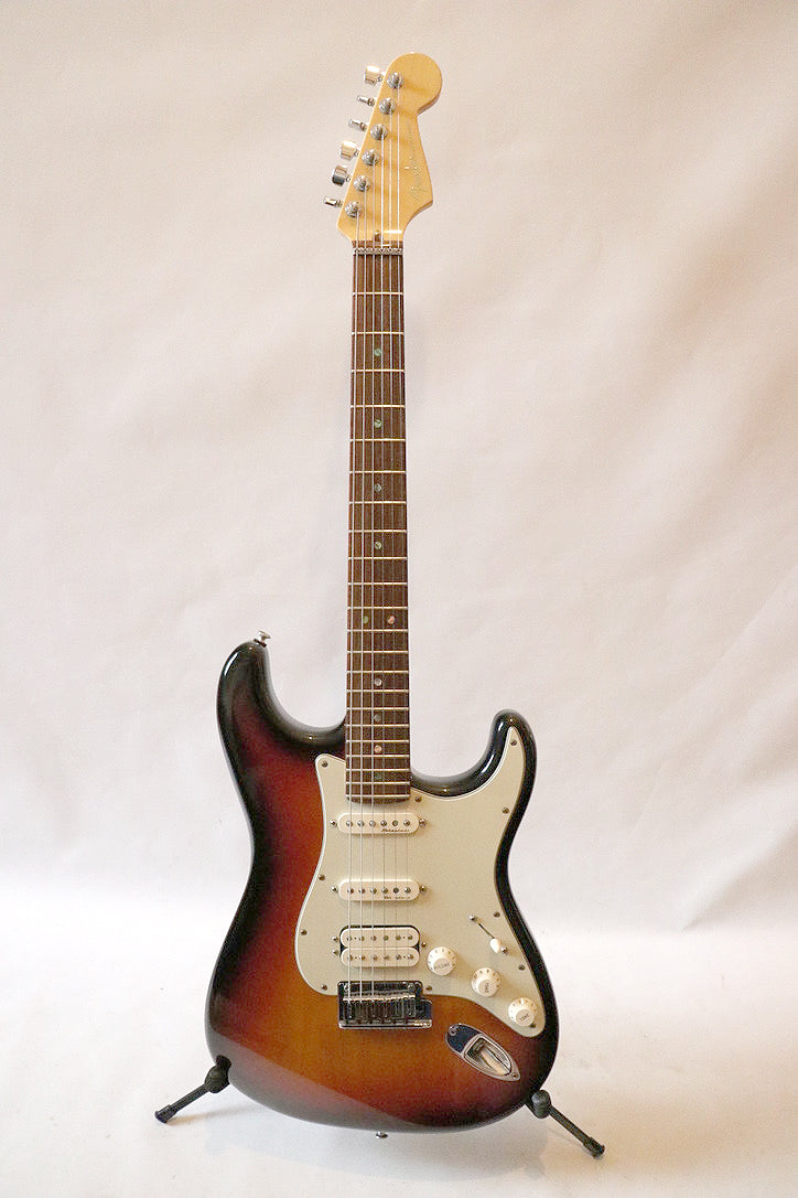 Fender American Deluxe Fat Stratocaster HSS 2002 – The Guitar Colonel