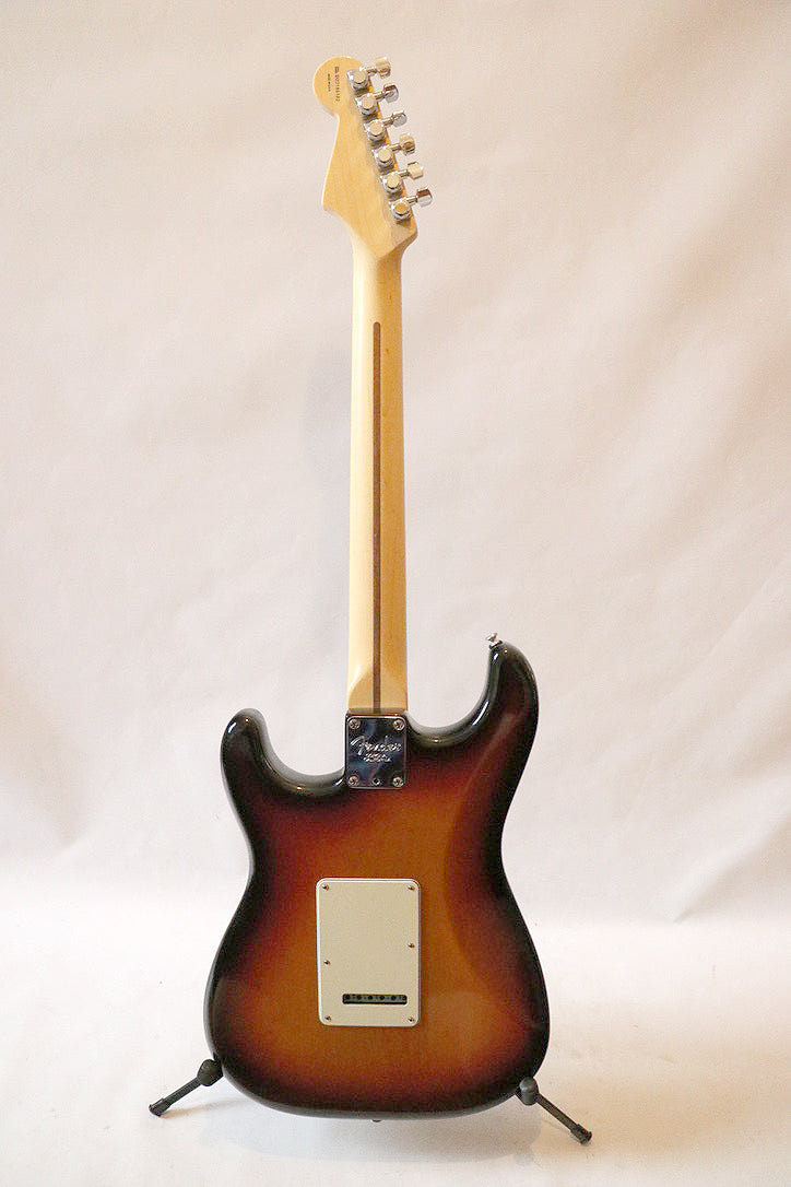 Fender American Deluxe Fat Stratocaster HSS 2002 – The Guitar Colonel