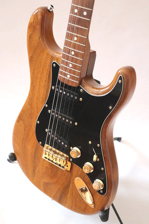 Fender Stratocaster Walnut 'The Strat' 1981