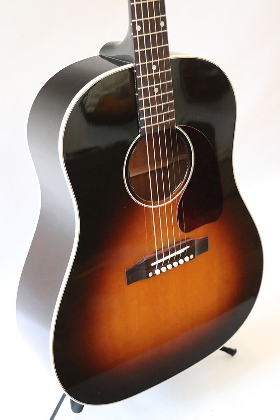 Gibson J-45 Acoustic 2021 model