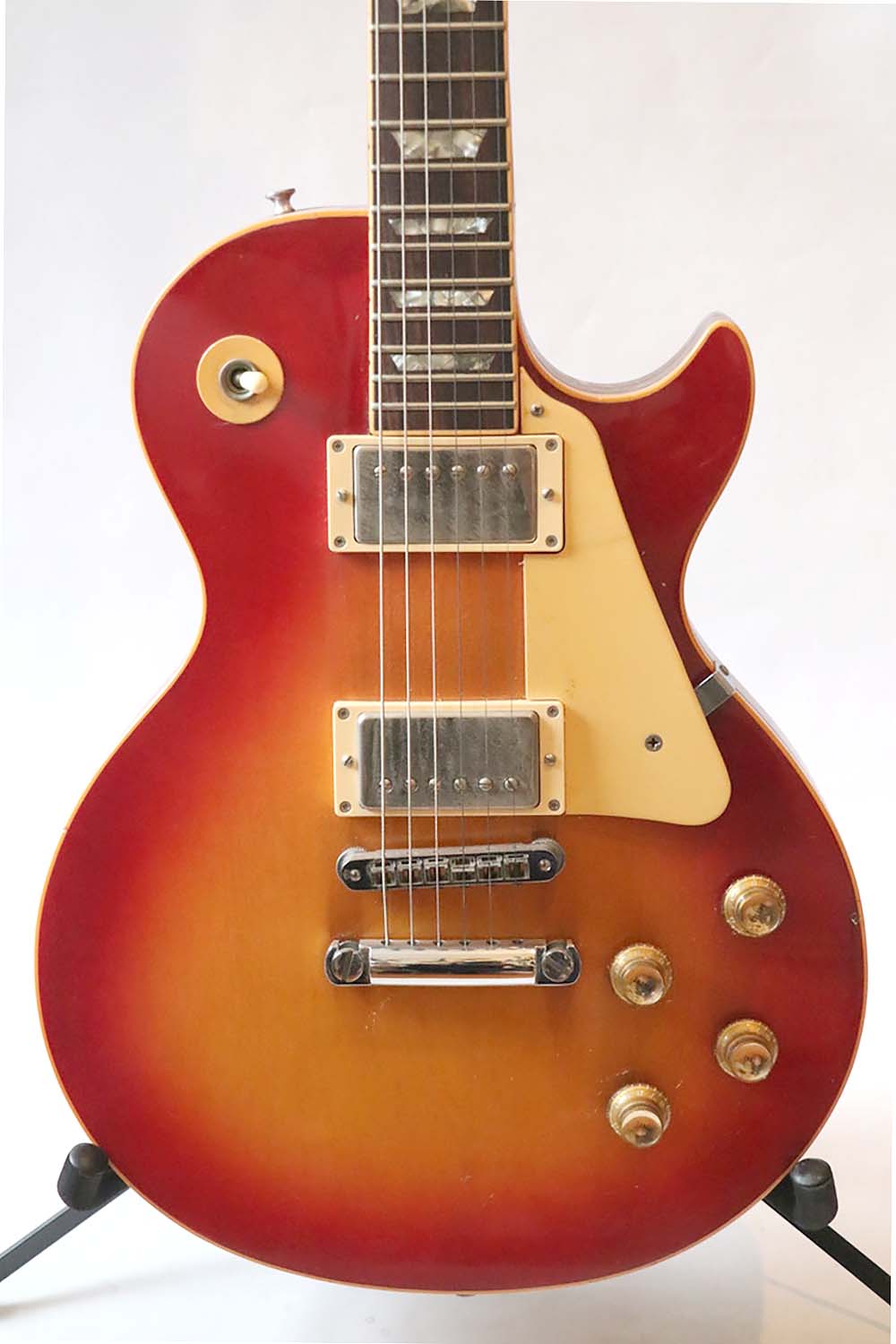 Gibson Les Paul Standard Deluxe 1976 – The Guitar Colonel
