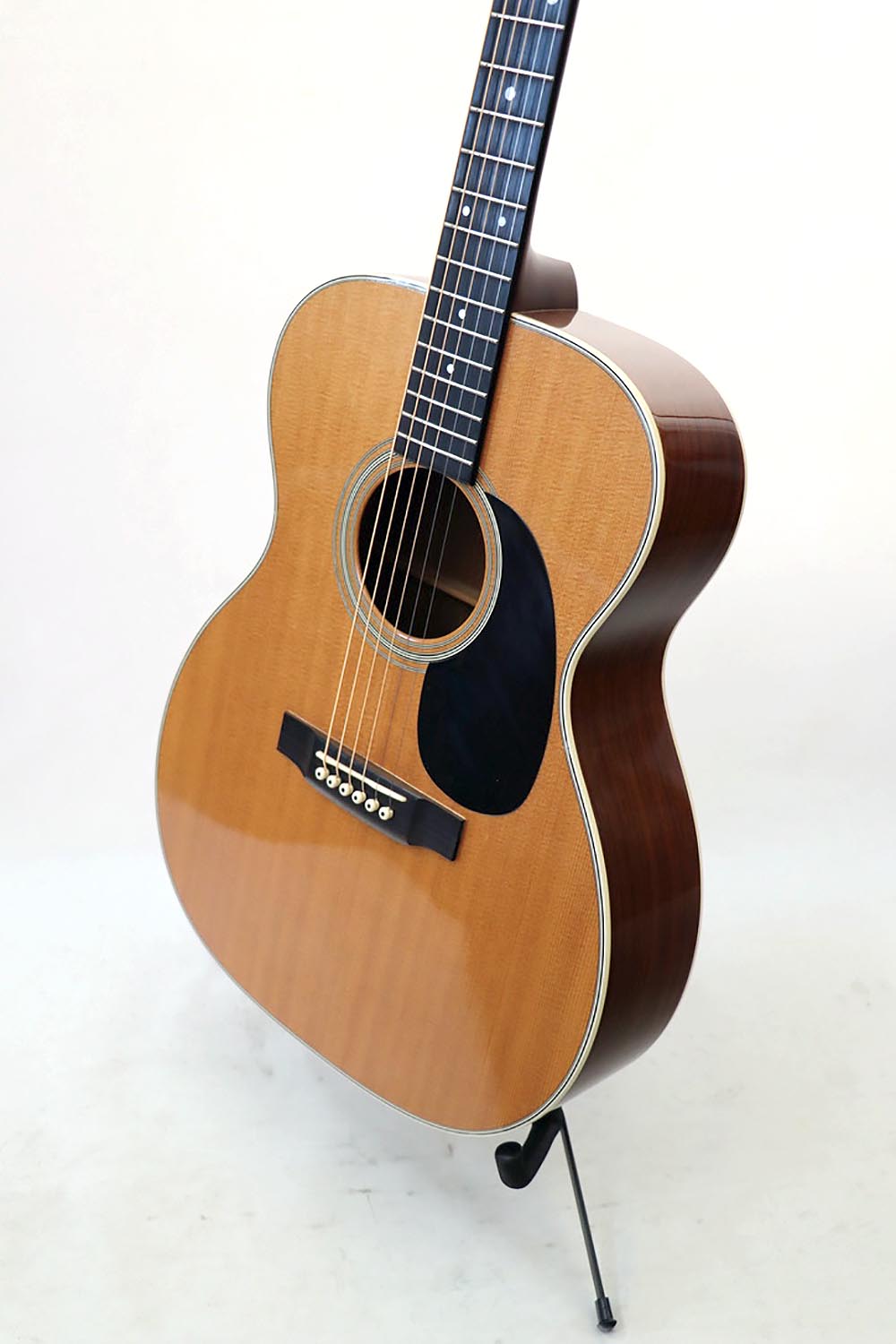 Martin 00028 2008 – The Guitar Colonel